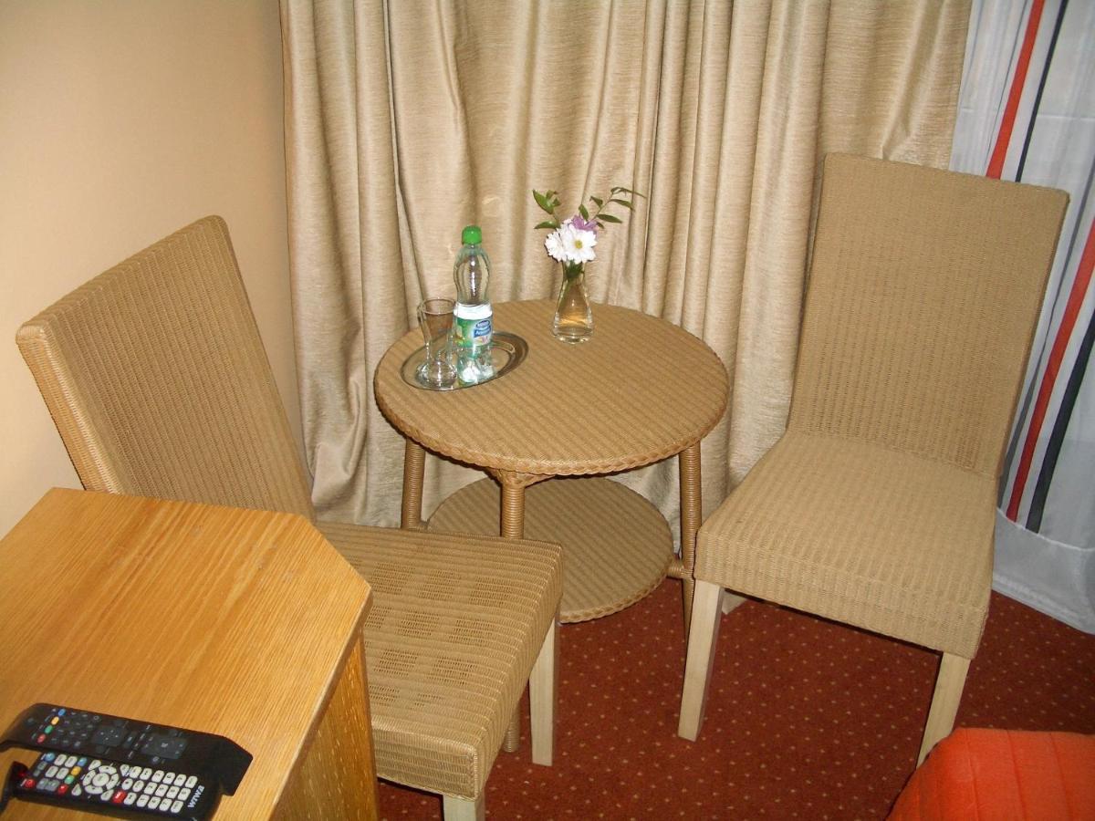 Kardamon Bed & Breakfast Жари Стая снимка